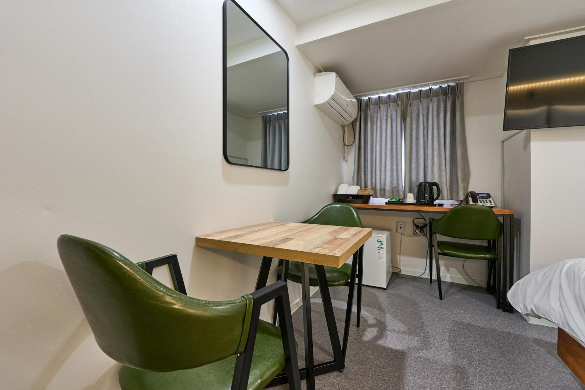 Hotel Chloe Сеул Екстериор снимка